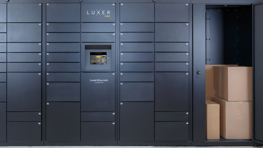 Package locker system with open oversized delivery compartment